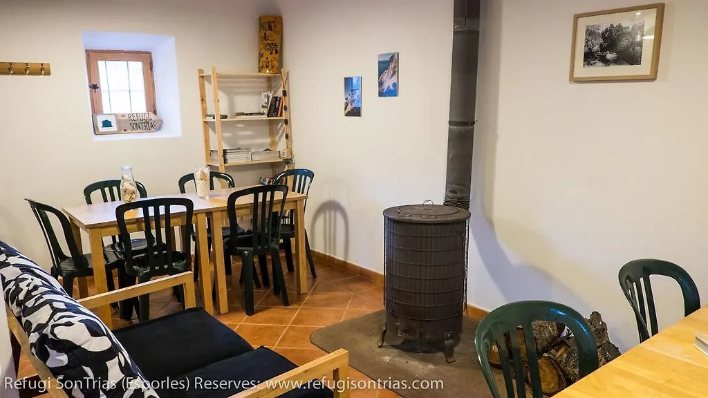 Refugi Son Trias Hotel Esporles Campsite